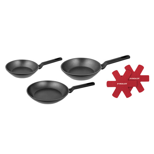 3 Piece Set - 20, 24, 28cm Fry Pans, 2 Pan Protectors